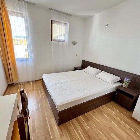 Dkapartments Diamond Bay Слънчев бряг Екстериор снимка