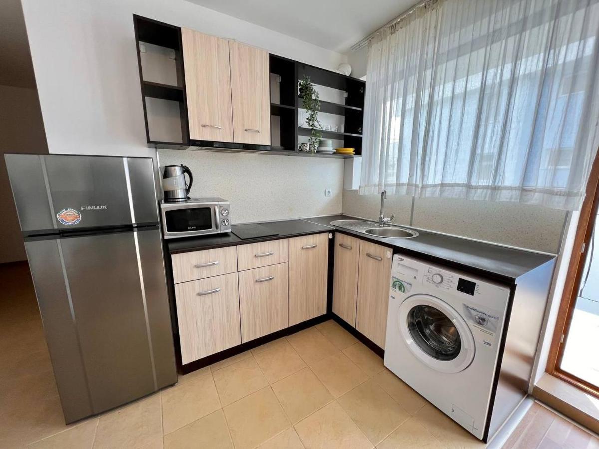 Dkapartments Diamond Bay Слънчев бряг Екстериор снимка