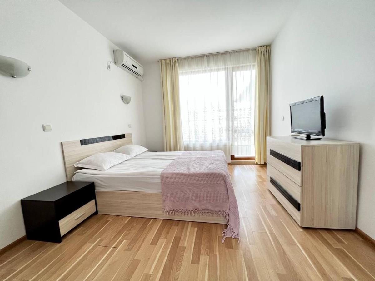 Dkapartments Diamond Bay Слънчев бряг Екстериор снимка