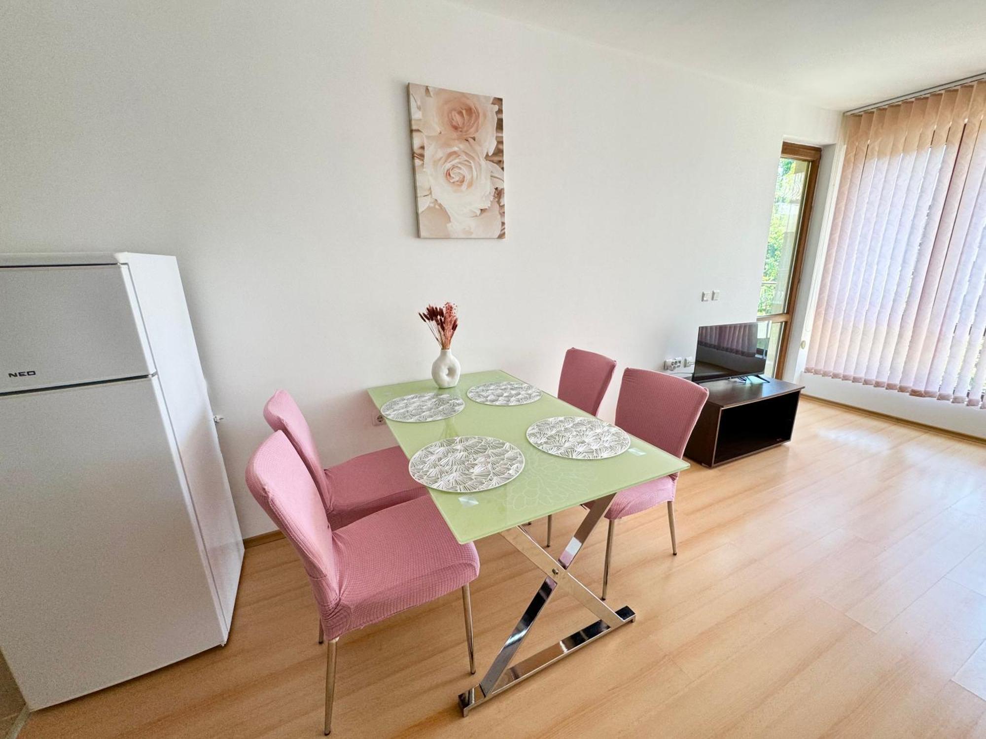 Dkapartments Diamond Bay Слънчев бряг Екстериор снимка