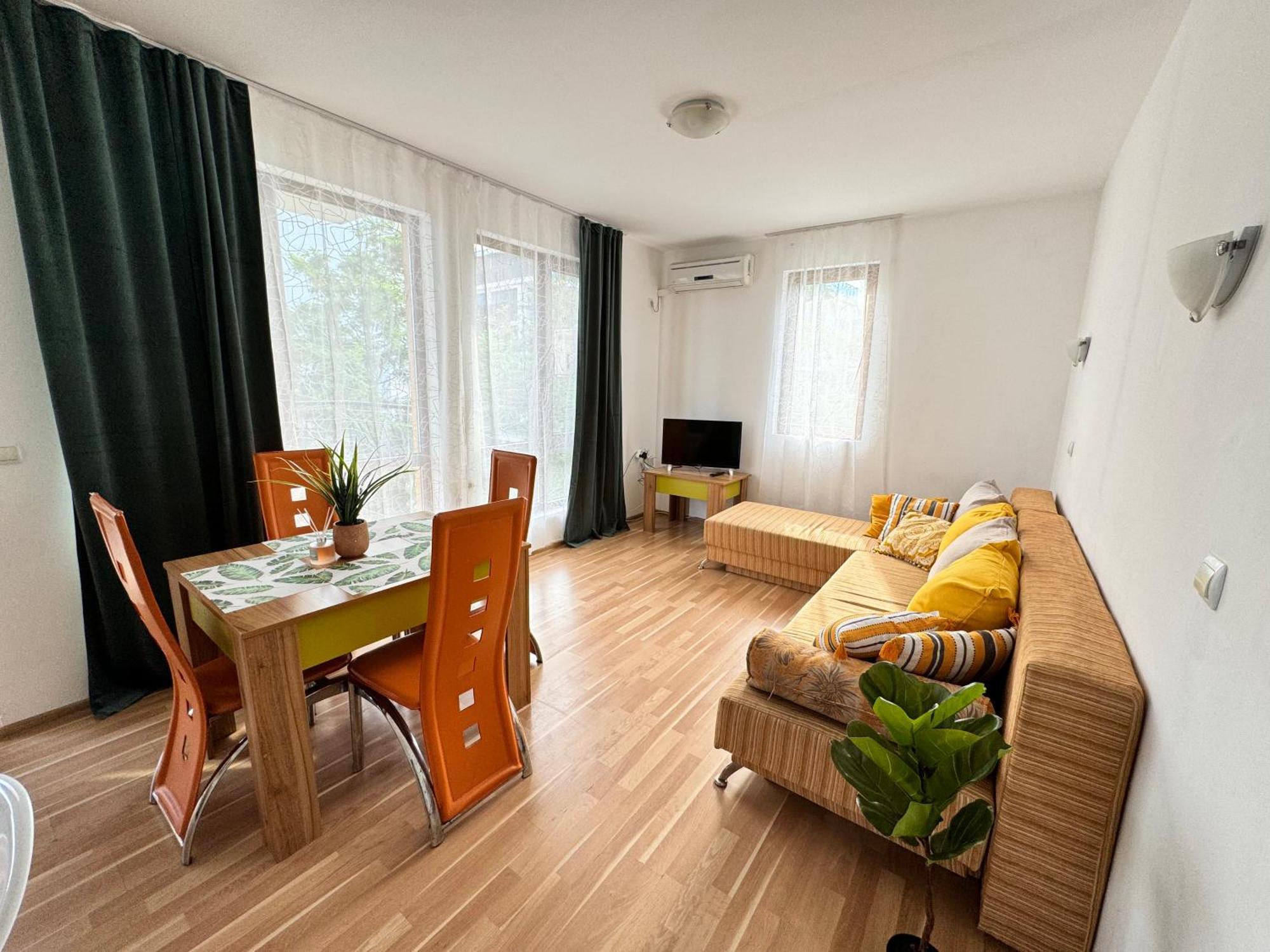 Dkapartments Diamond Bay Слънчев бряг Екстериор снимка